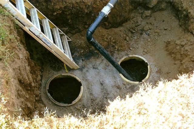 septic entail cesspool raised covers does service access hawaii ground pumping broken example being island